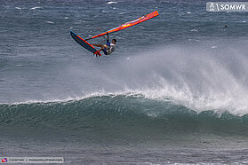 Liam Dunkerbeck flying