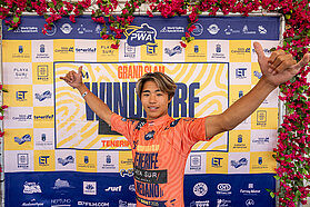 J811 PHOTOMEDANO 00078