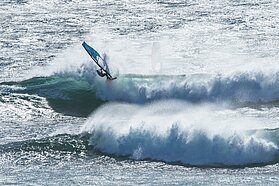 Bauer Photo-0433 Ash Nicol lip hit 3