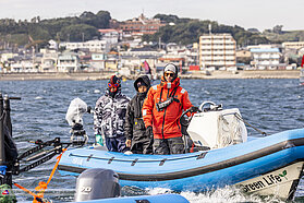 Foil slalom action 00463