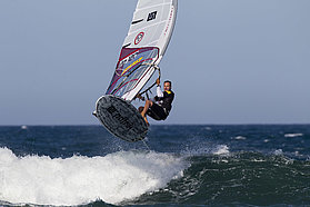 CB10 sl Patrik takes off Patrik takes off