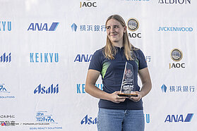 Japan prize giving 01313