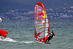 CB12 sl Bjorn Dunkerbeck celebrates Bjorn Dunkerbeck celebrates