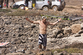 CV08 wv Danny Bruch goes out Danny Bruch goes out