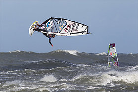 Alonso one handed back loop