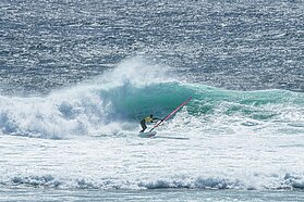 Bauer Photo-0392 josh ledger bottom turn