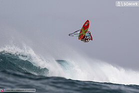 Thomas Traversa flying