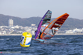 Helle leads the final