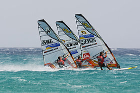 Antoine Albeau. Micah Buzianis and Finian Maynard