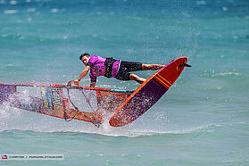 Double elimination action 0643