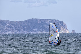 CB12 sl Albeau on the home straight Albeau on the home straight