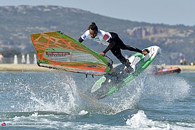 Kiri Thode in burner