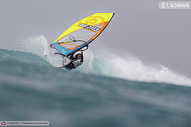 Bernd action at Ponte Preta