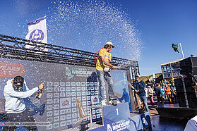 Champagne Moments 07371