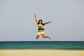 F09 ls On top of the world...Sarah Quita On top of the world...Sarah Quita