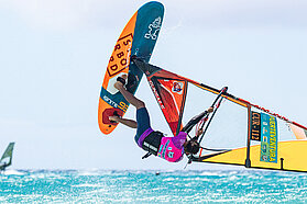 CUR112 Inna Bru  01225