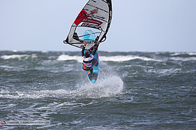 Lennart Neubauer action