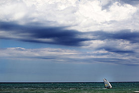 CB12 sl Volwater hits the gas Volwater hits the gas