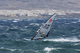 GC07 sl Matt Pritchard holds it down Matt Pritchard holds it down